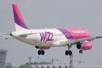 Imbraca-te in Mos Craciun si vei calatori gratuit la XXLONG cu Wizz Air!