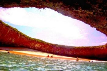 Vacanta de vis: Plaja Ascunsa din Insulele Marieta!