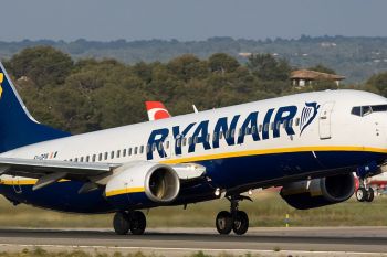 Ryanair vine cu noi schimbari: al doilea bagaj de mana va fi trimis gratuit la cala din cauza intarzierilor