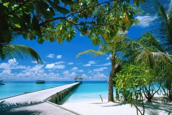 Insulele Maldive, o escapada ideala pentru prizonierii oraselor!