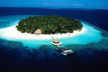 Insulele Maldive, o escapada ideala pentru prizonierii oraselor! - foto 2
