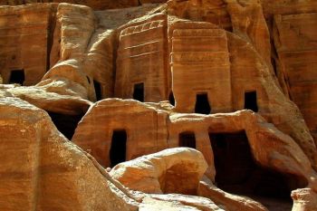 Petra, orasul de piatra din Iordania - foto 1