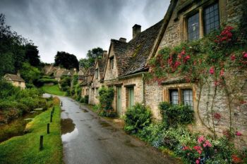 Acesta este cel mai frumos sat din Anglia! (GALERIE FOTO)